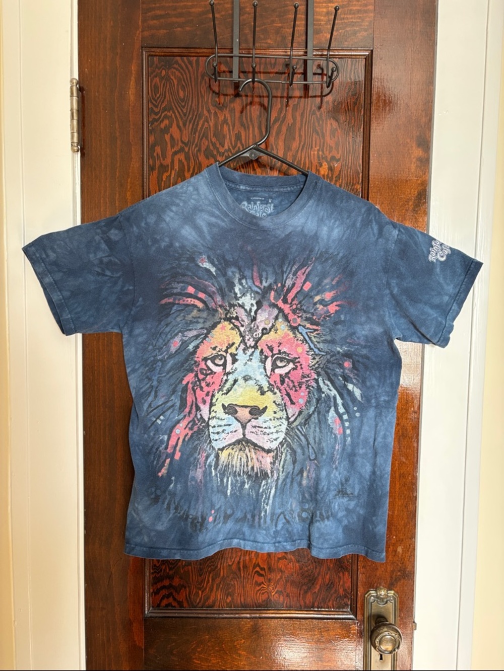 Tie-Dye Lion Graphic T-Shirt - Blue Rainforest Cafe The Mountain